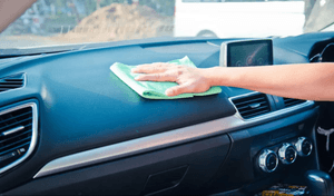 Cara Merawat Dashboard Mobil agar Tidak Kusam